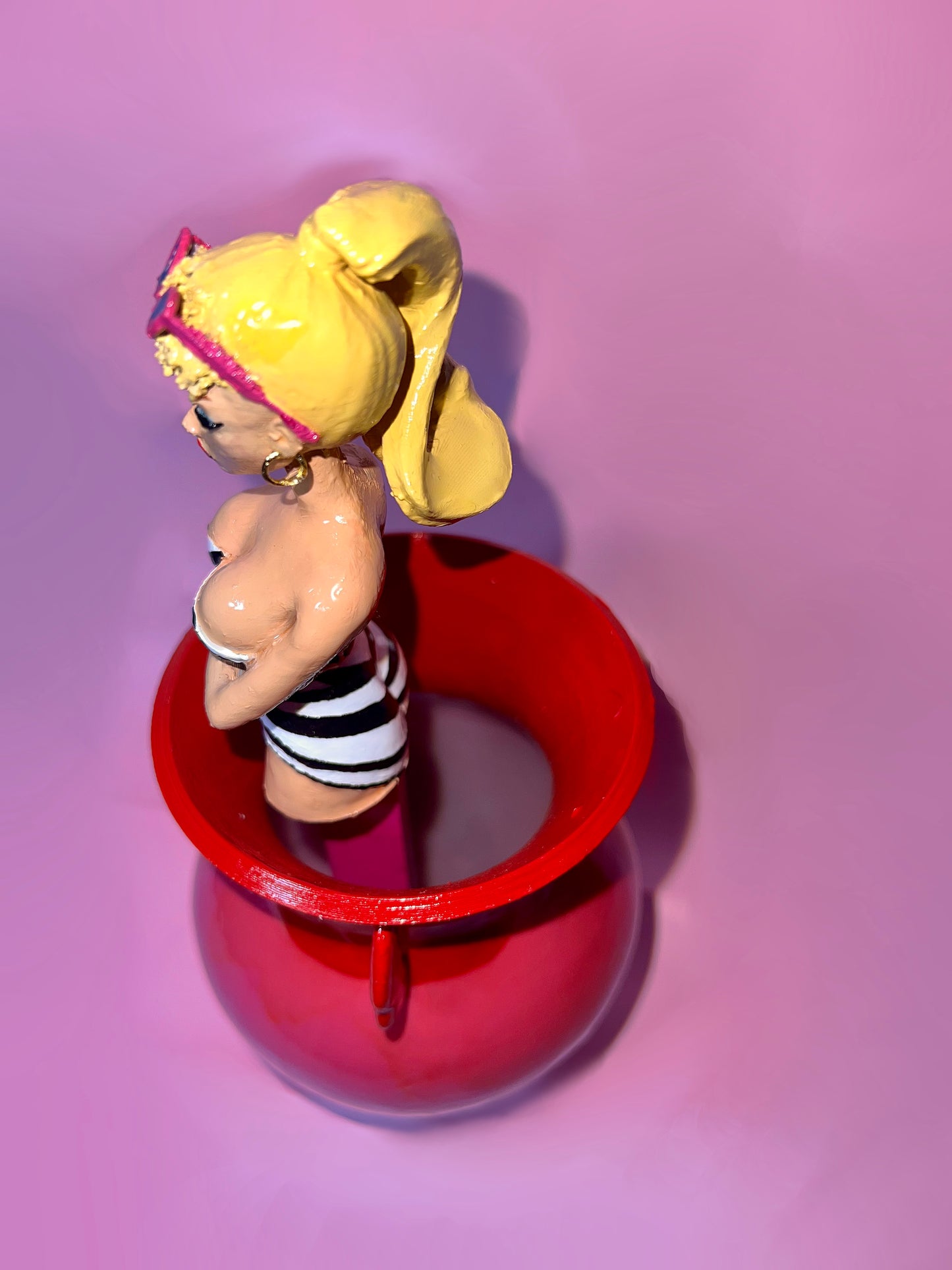 Updated Posie Doll Vase (Blonde hair)