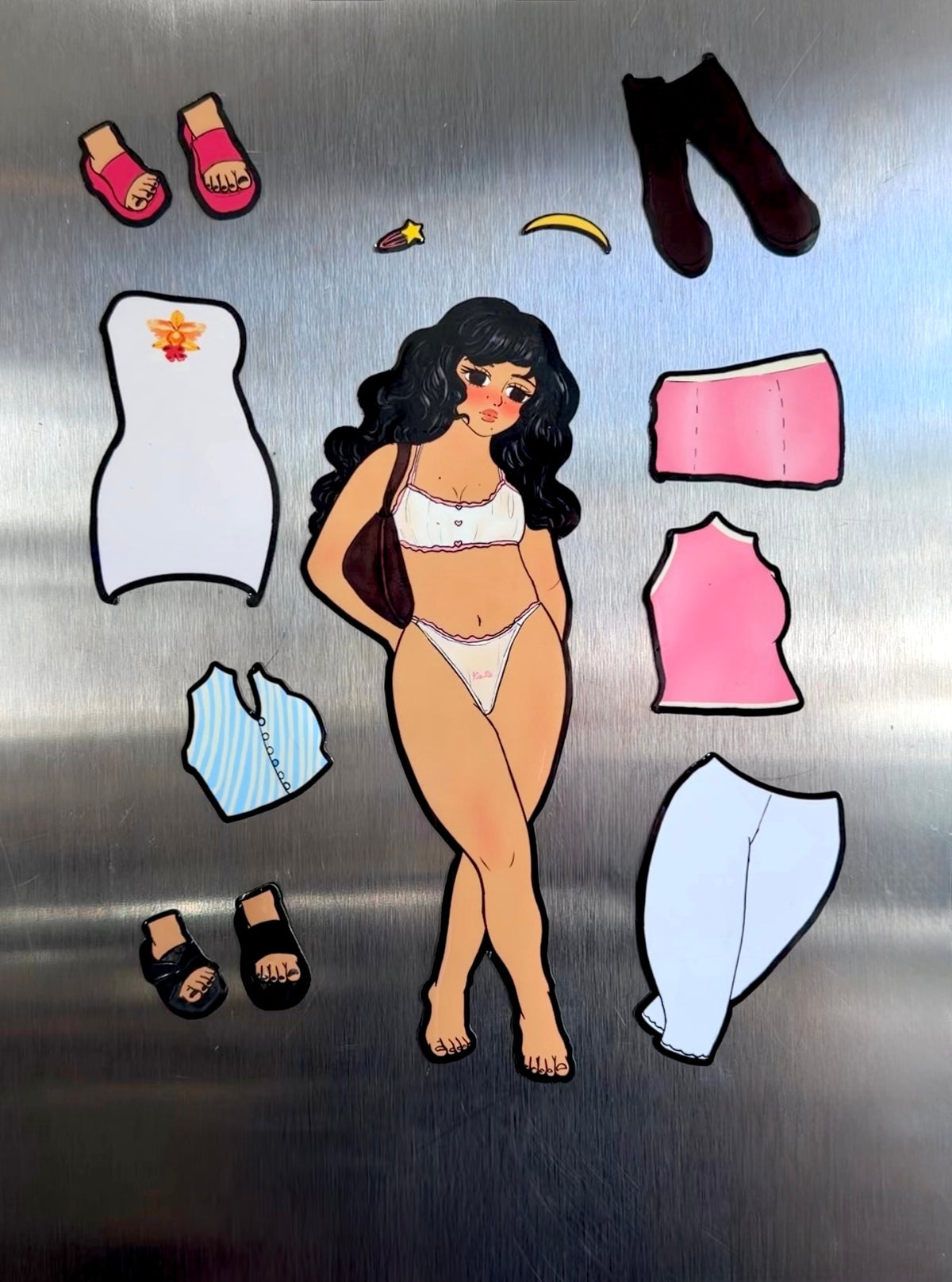Dolly Dress up Magnet Set